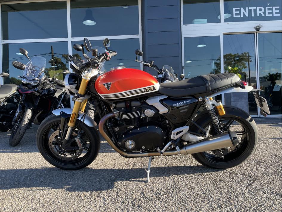 TRIUMPH SPEED TWIN 1200 RS