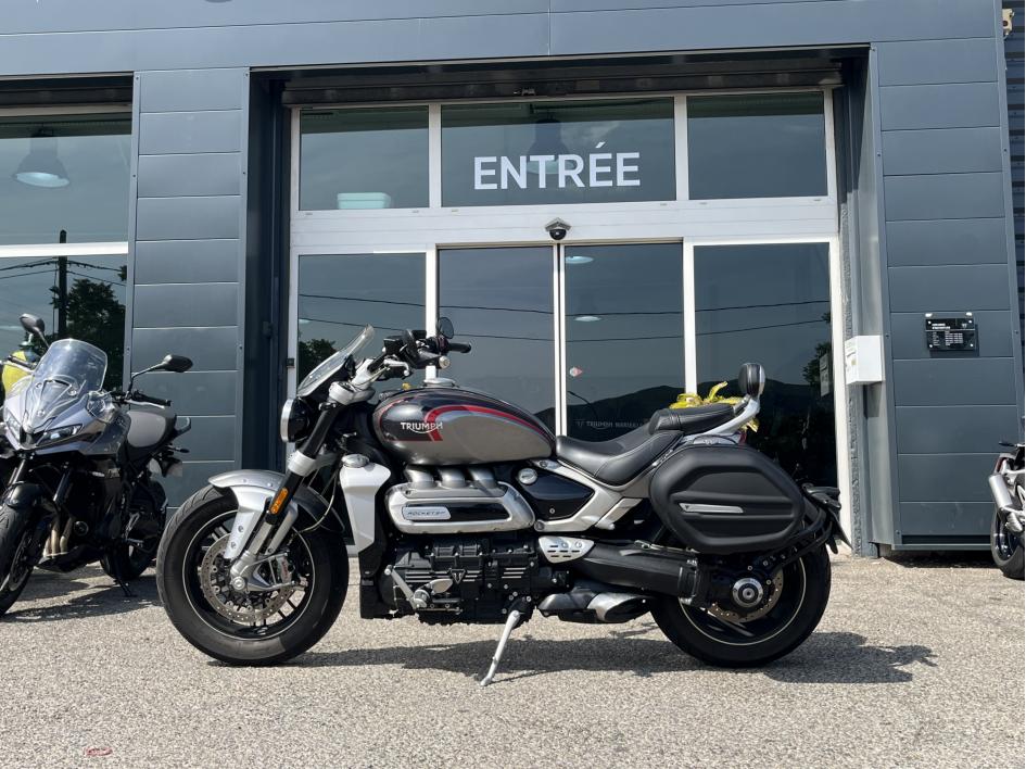 TRIUMPH ROCKET 3 GT