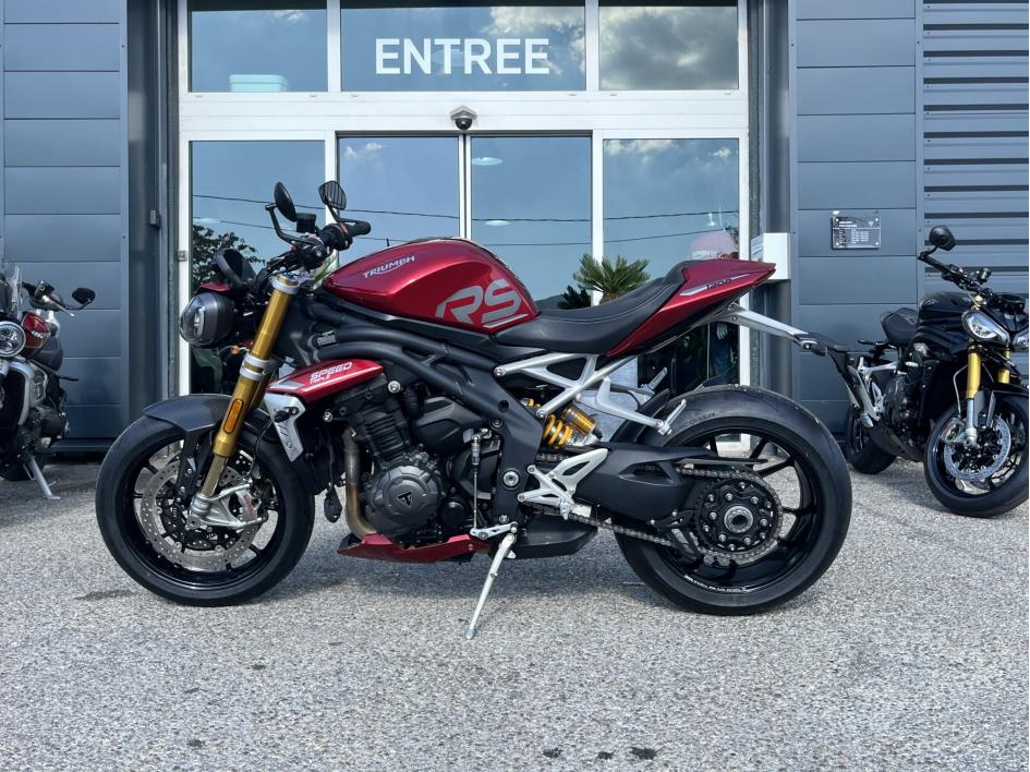TRIUMPH SPEED TRIPLE 1200 RS