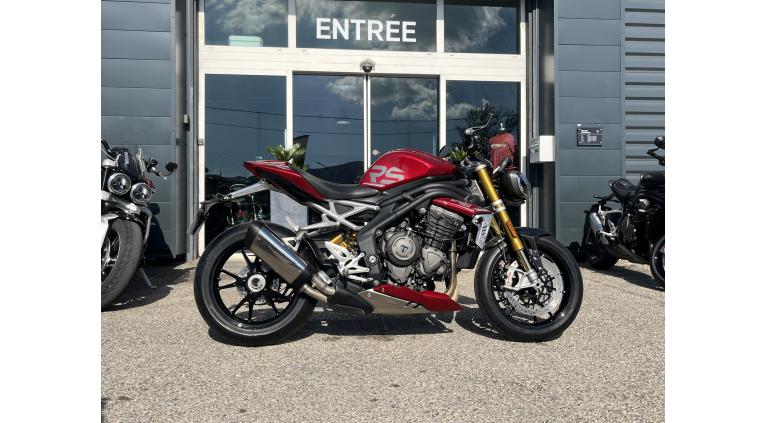 TRIUMPH SPEED TRIPLE 1200 RS