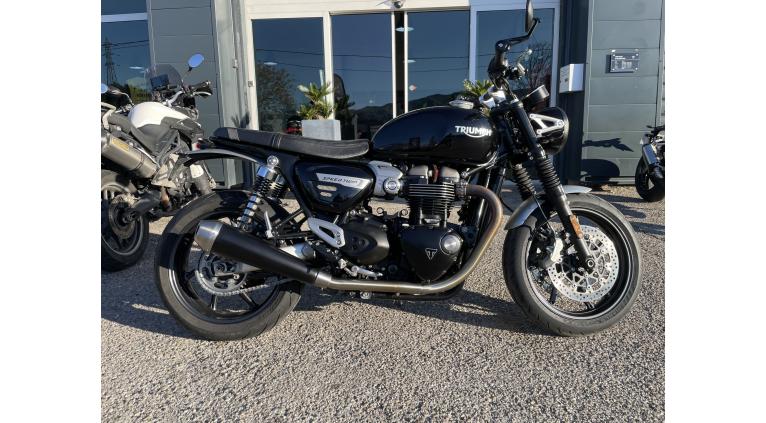 TRIUMPH SPEED TWIN 1200